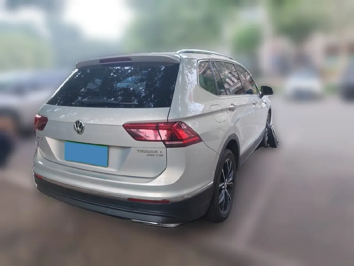 2019 Mercedes-Benz C Class 1.6T 156HP L4 9AT,autocango,china used car exporter,china ev exporter,chinese used car exporter,chinese used ev exporter