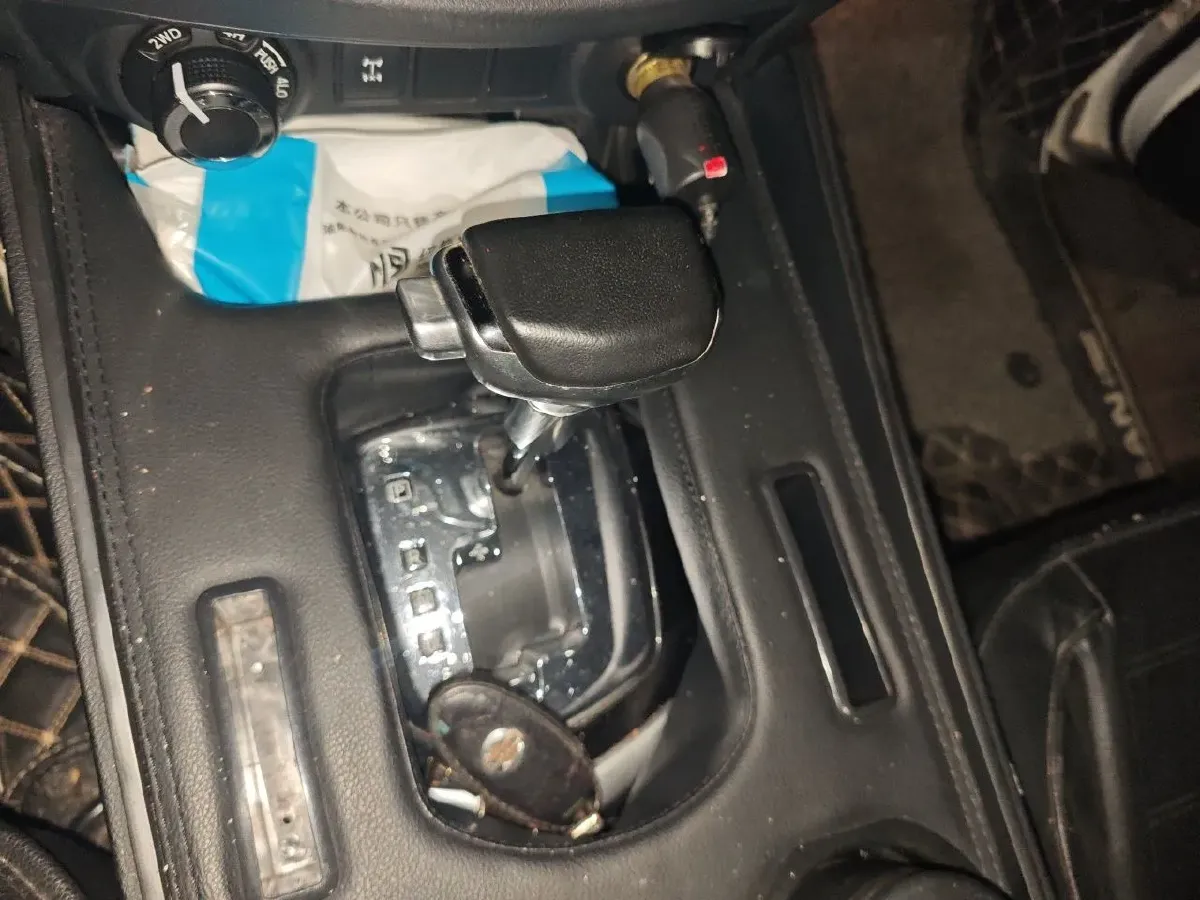 2020 Nissan Terra 2.5L 193HP L4 7AT,autocango,china used car exporter,china ev exporter,chinese used car exporter,chinese used ev exporter