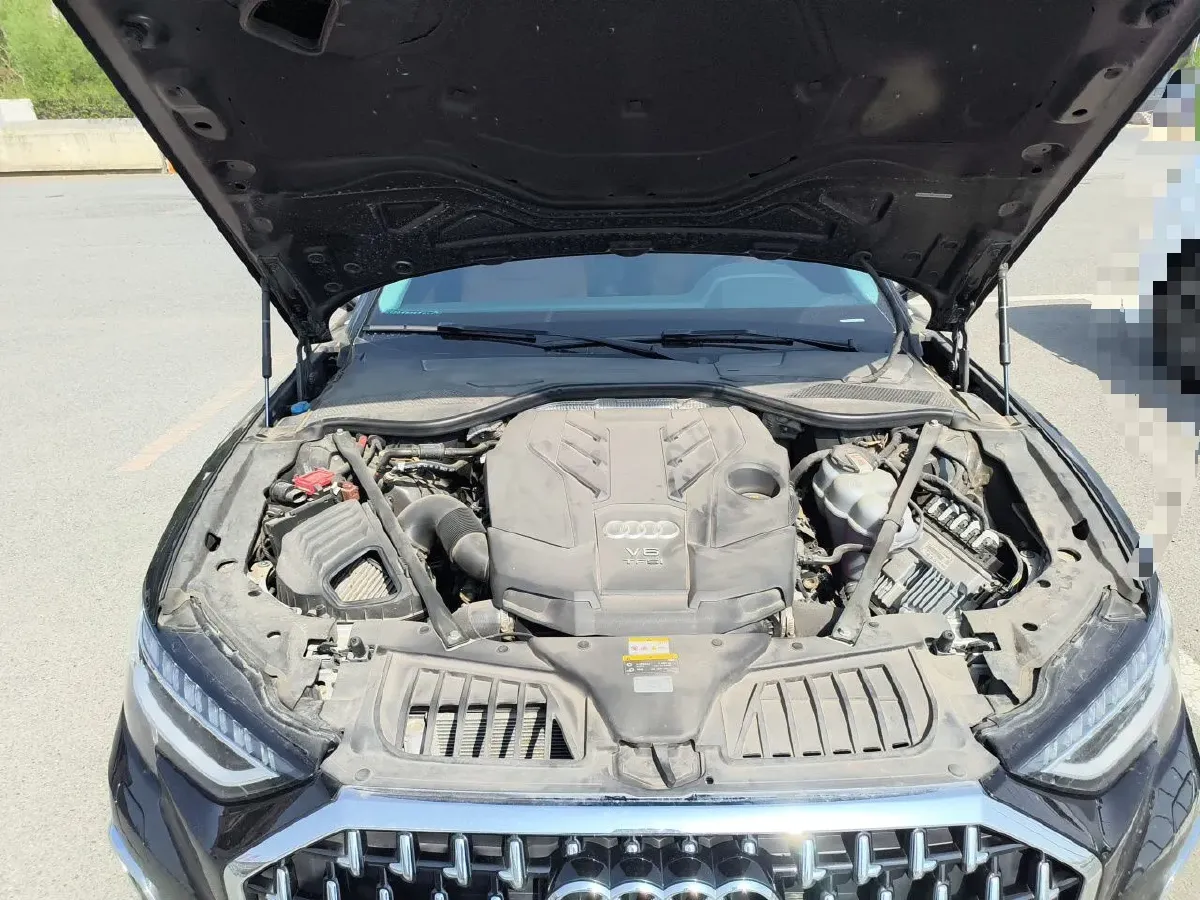 2023 Audi A8 3.0T 286HP V6 8AT,autocango,china used car exporter,china ev exporter,chinese used car exporter,chinese used ev exporter