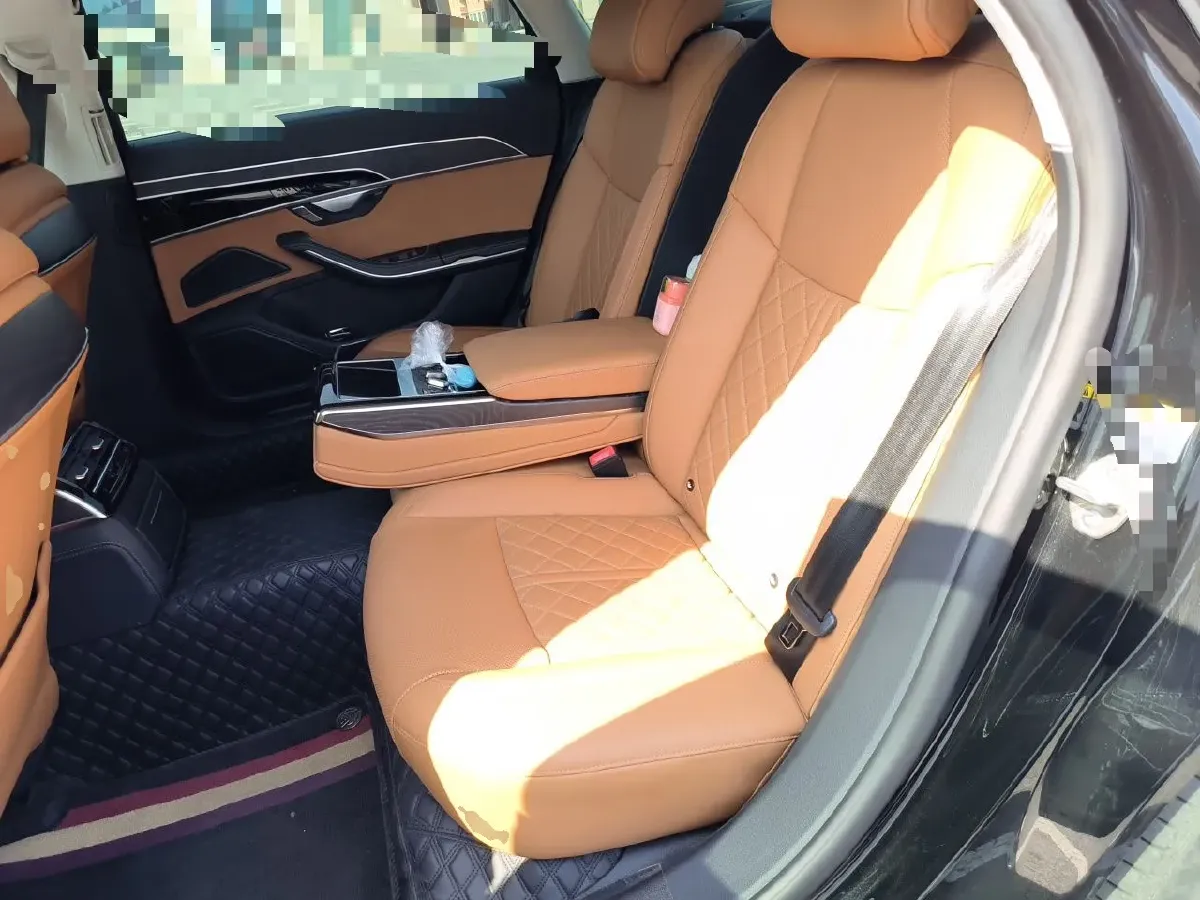 2023 Audi A8 3.0T 286HP V6 8AT,autocango,china used car exporter,china ev exporter,chinese used car exporter,chinese used ev exporter