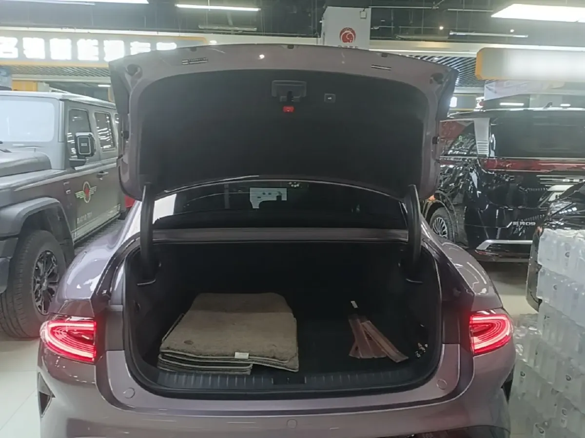 2024 MI SU7 BEV 101KWH,autocango,china used car exporter,china ev exporter,chinese used car exporter,chinese used ev exporter