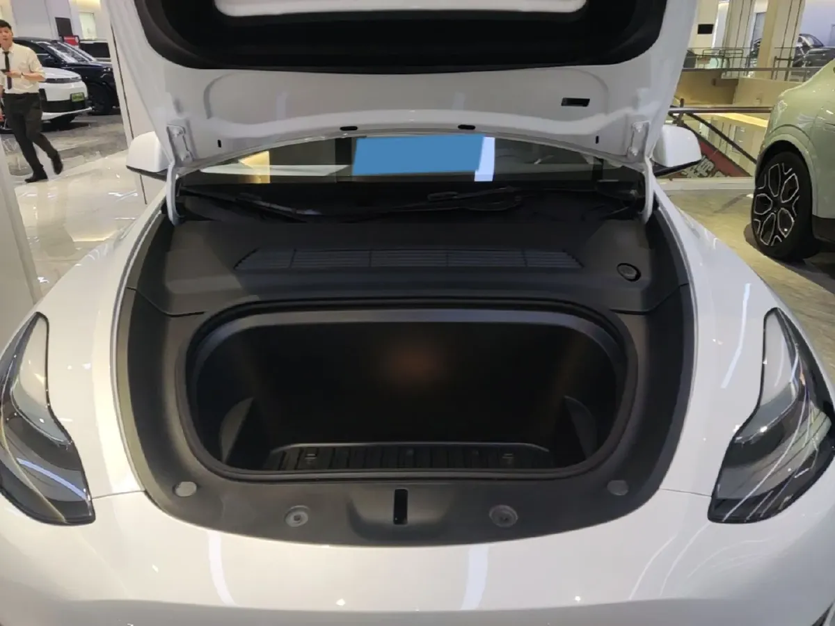 2024 Tesla Model Y BEV 60KWH,autocango,china used car exporter,china ev exporter,chinese used car exporter,chinese used ev exporter