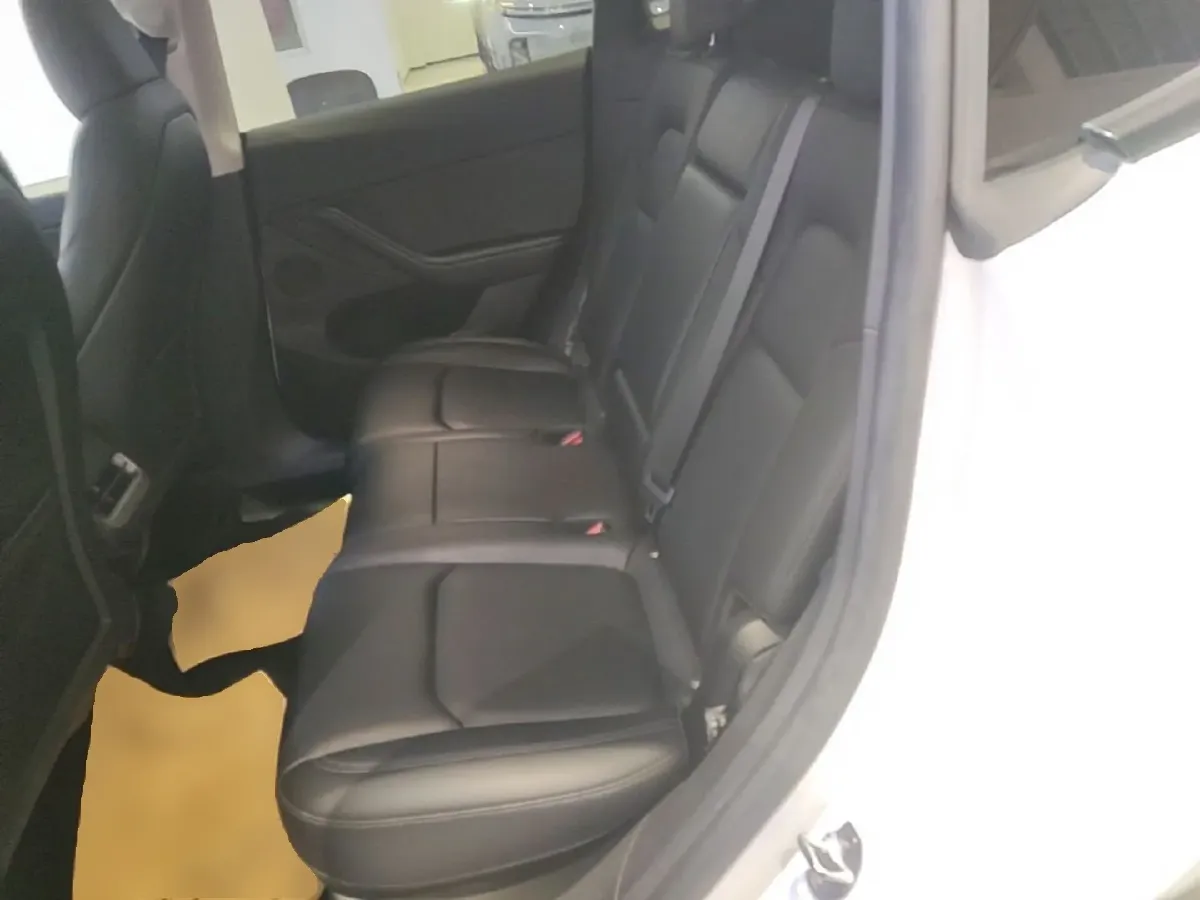 2024 Tesla Model Y BEV 60KWH,autocango,china used car exporter,china ev exporter,chinese used car exporter,chinese used ev exporter