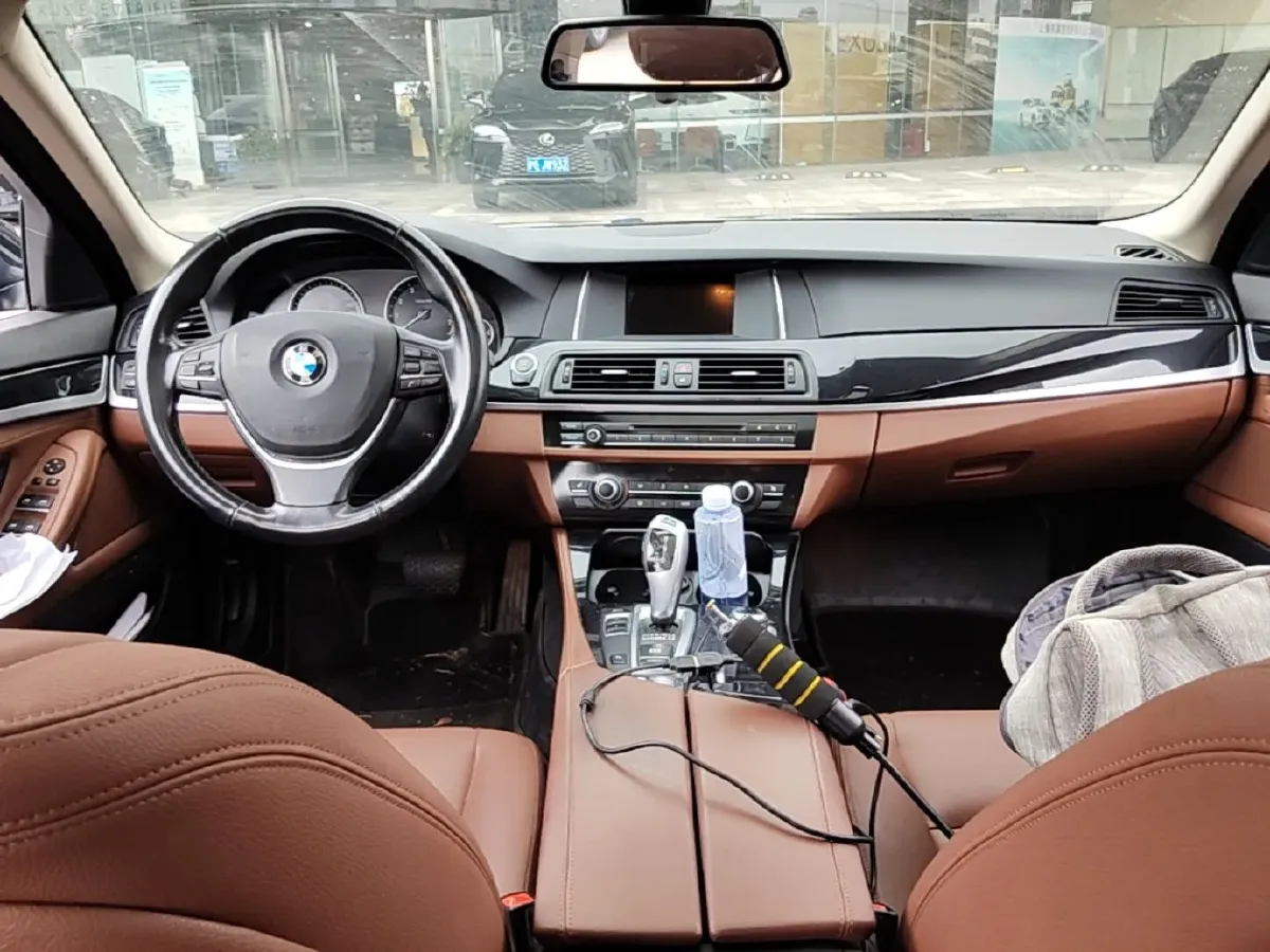2017 BMW 5 Series 2.0T 184HP L4 8AT,autocango,china used car exporter,china ev exporter,chinese used car exporter,chinese used ev exporter
