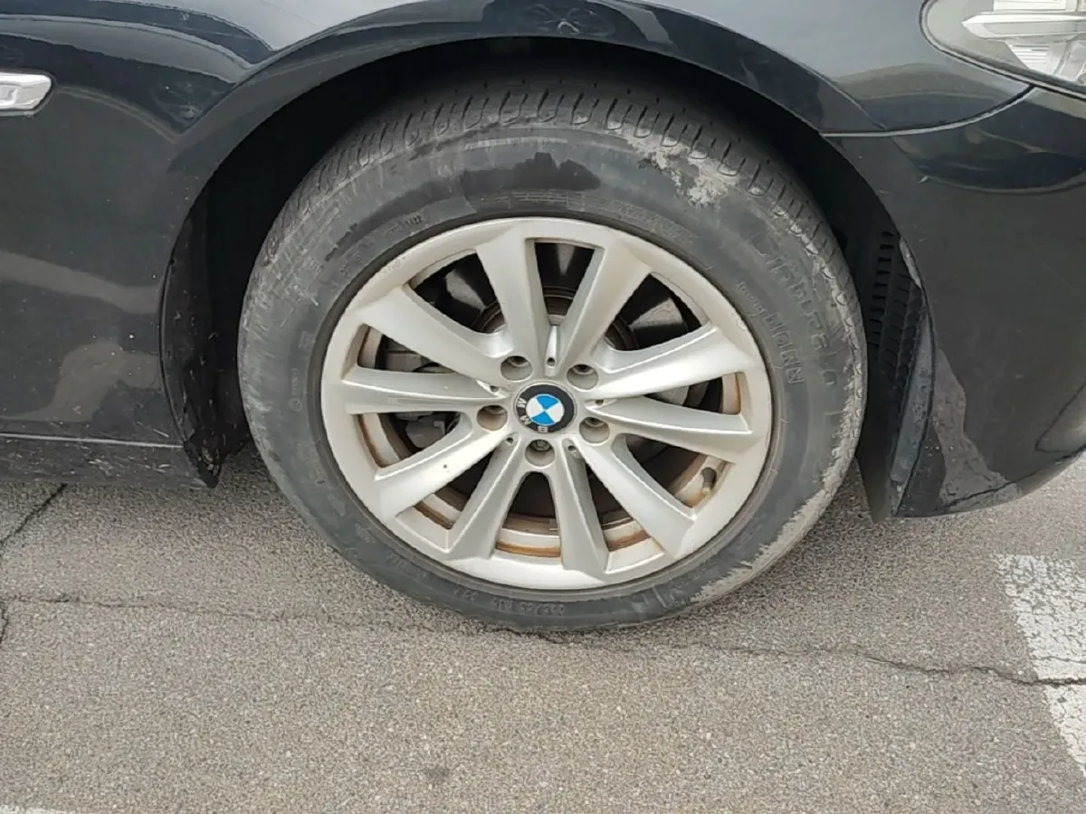 2017 BMW 5 Series 2.0T 184HP L4 8AT,autocango,china used car exporter,china ev exporter,chinese used car exporter,chinese used ev exporter
