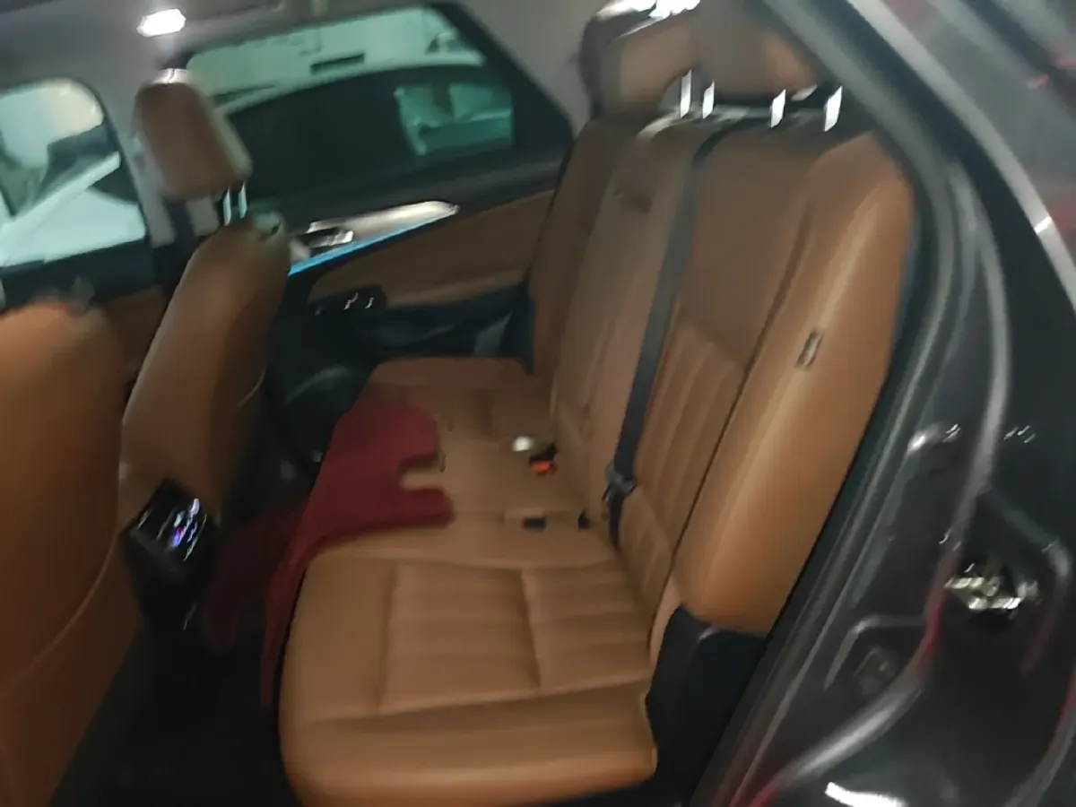 2017 ChangAn CS95 2.0T 233HP L4 6AT,autocango,china used car exporter,china ev exporter,chinese used car exporter,chinese used ev exporter