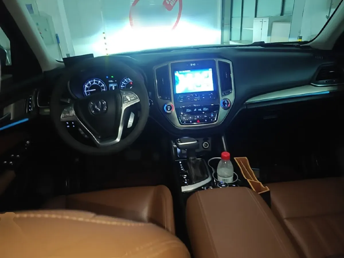 2017 ChangAn CS95 2.0T 233HP L4 6AT,autocango,china used car exporter,china ev exporter,chinese used car exporter,chinese used ev exporter