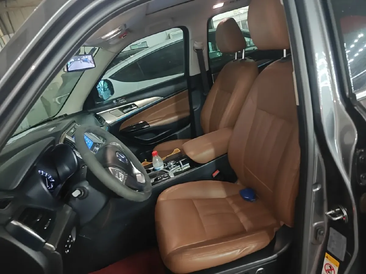 2017 ChangAn CS95 2.0T 233HP L4 6AT,autocango,china used car exporter,china ev exporter,chinese used car exporter,chinese used ev exporter