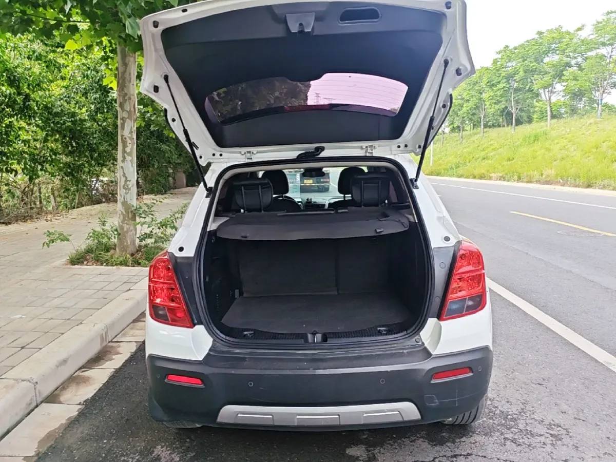 2016 Chevrolet Trax 1.4T 140HP L4 6AT,autocango,china used car exporter,china ev exporter,chinese used car exporter,chinese used ev exporter