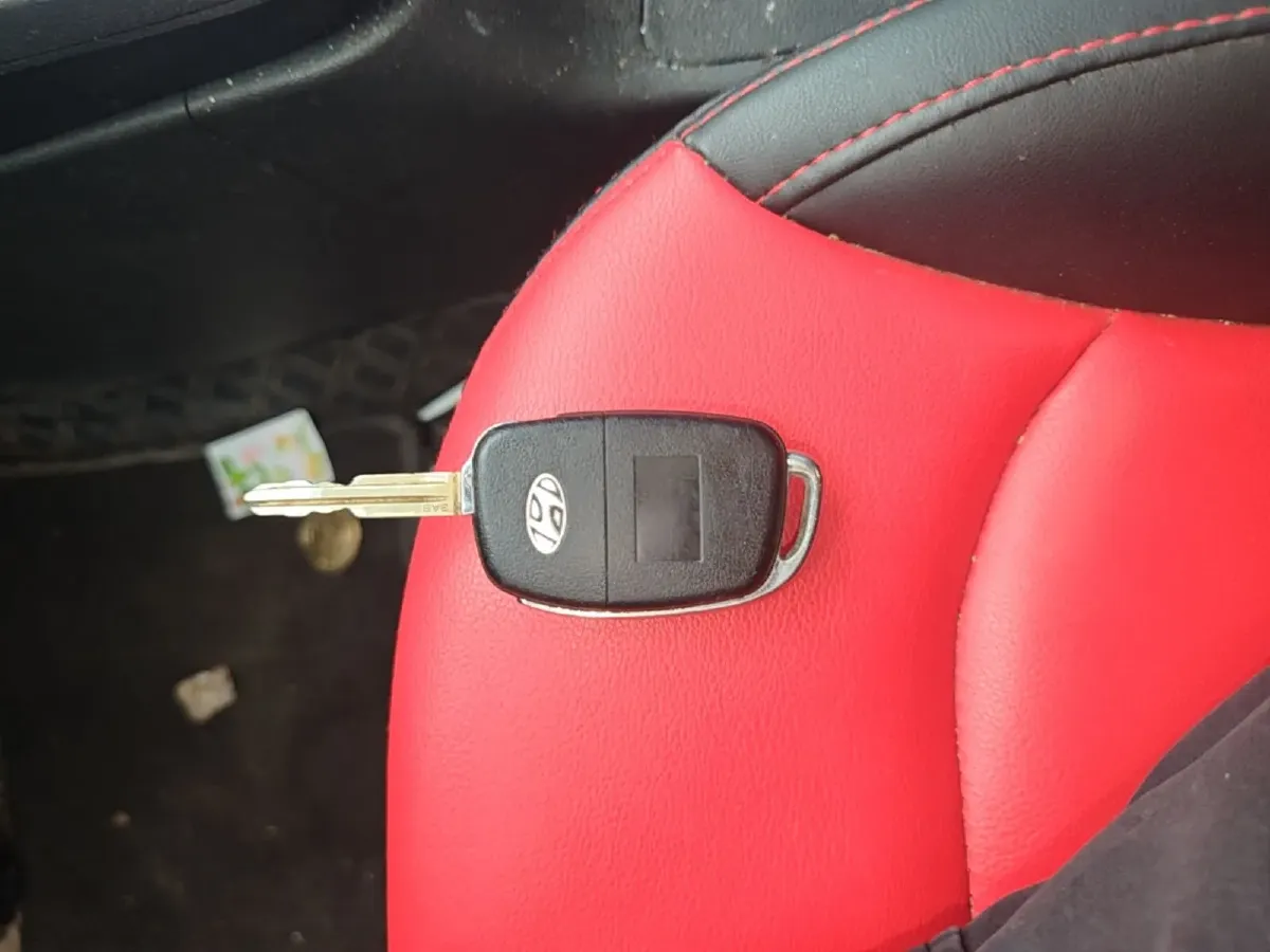 2016 Hyundai Elantra 1.6L 130HP L4 6AT,autocango,china used car exporter,china ev exporter,chinese used car exporter,chinese used ev exporter