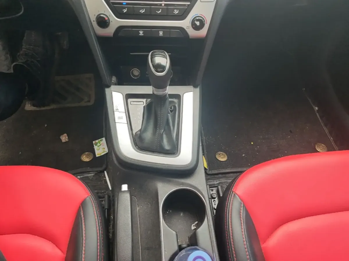 2016 Hyundai Elantra 1.6L 130HP L4 6AT,autocango,china used car exporter,china ev exporter,chinese used car exporter,chinese used ev exporter