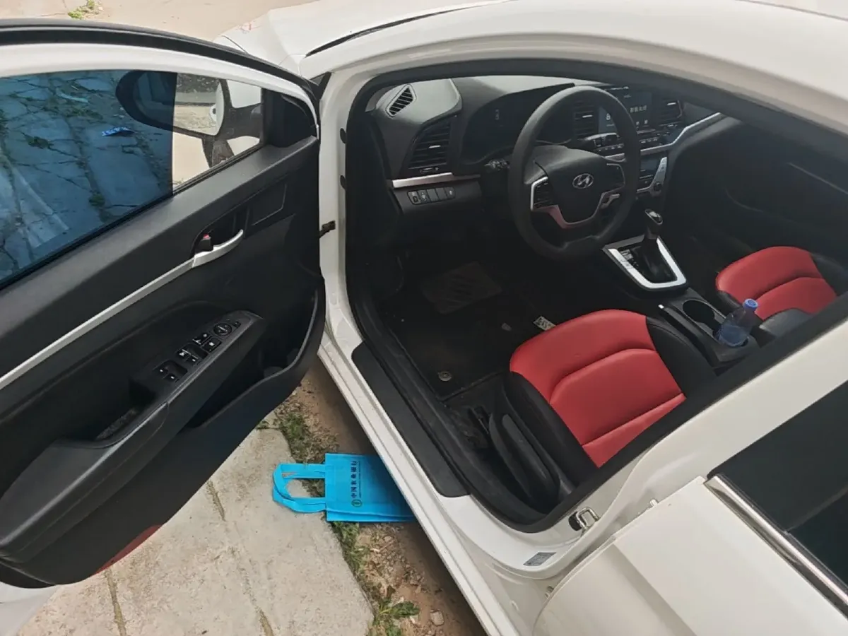 2016 Hyundai Elantra 1.6L 130HP L4 6AT,autocango,china used car exporter,china ev exporter,chinese used car exporter,chinese used ev exporter
