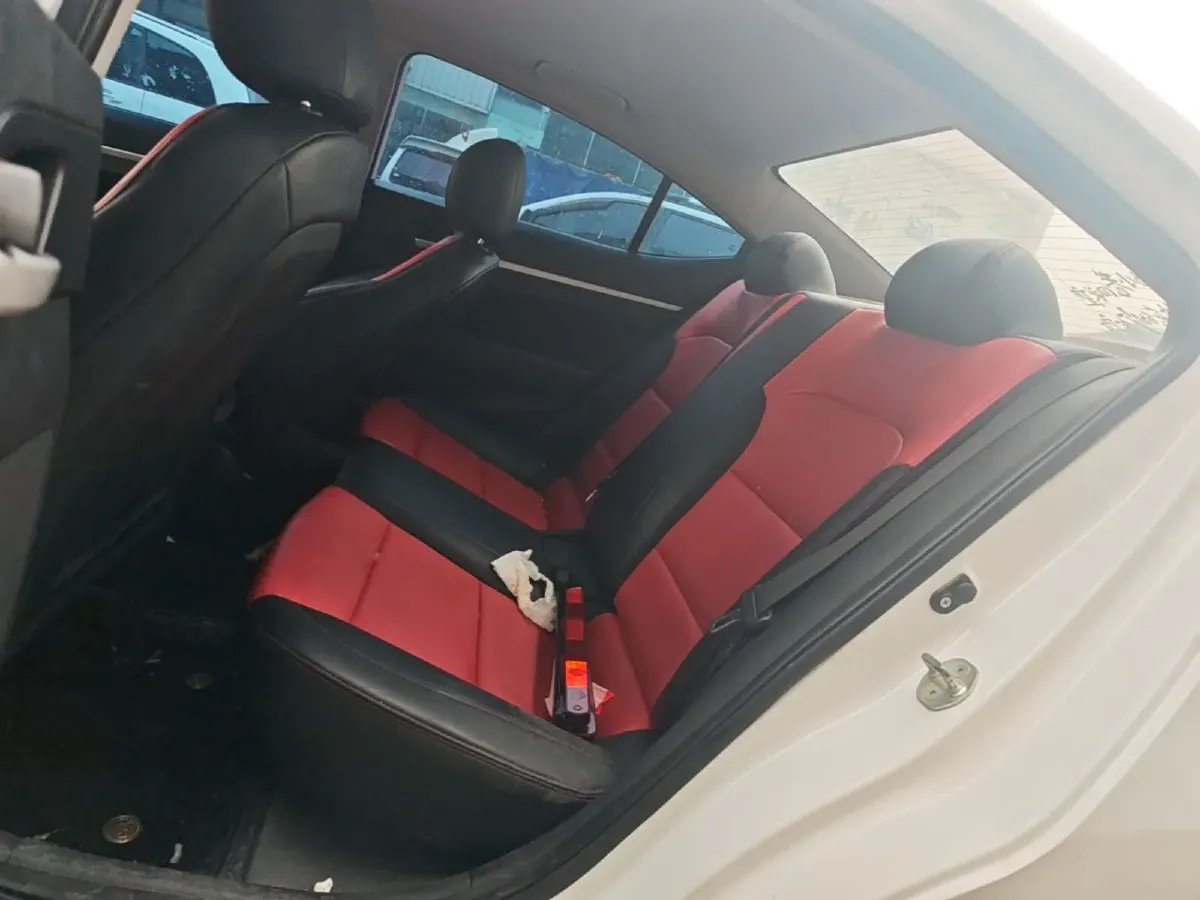 2016 Hyundai Elantra 1.6L 130HP L4 6AT,autocango,china used car exporter,china ev exporter,chinese used car exporter,chinese used ev exporter