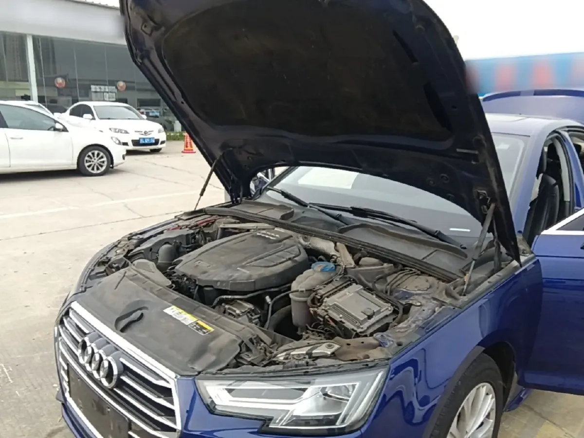 2019 Audi A4L 2.0T 190HP L4 7DCT,autocango,china used car exporter,china ev exporter,chinese used car exporter,chinese used ev exporter