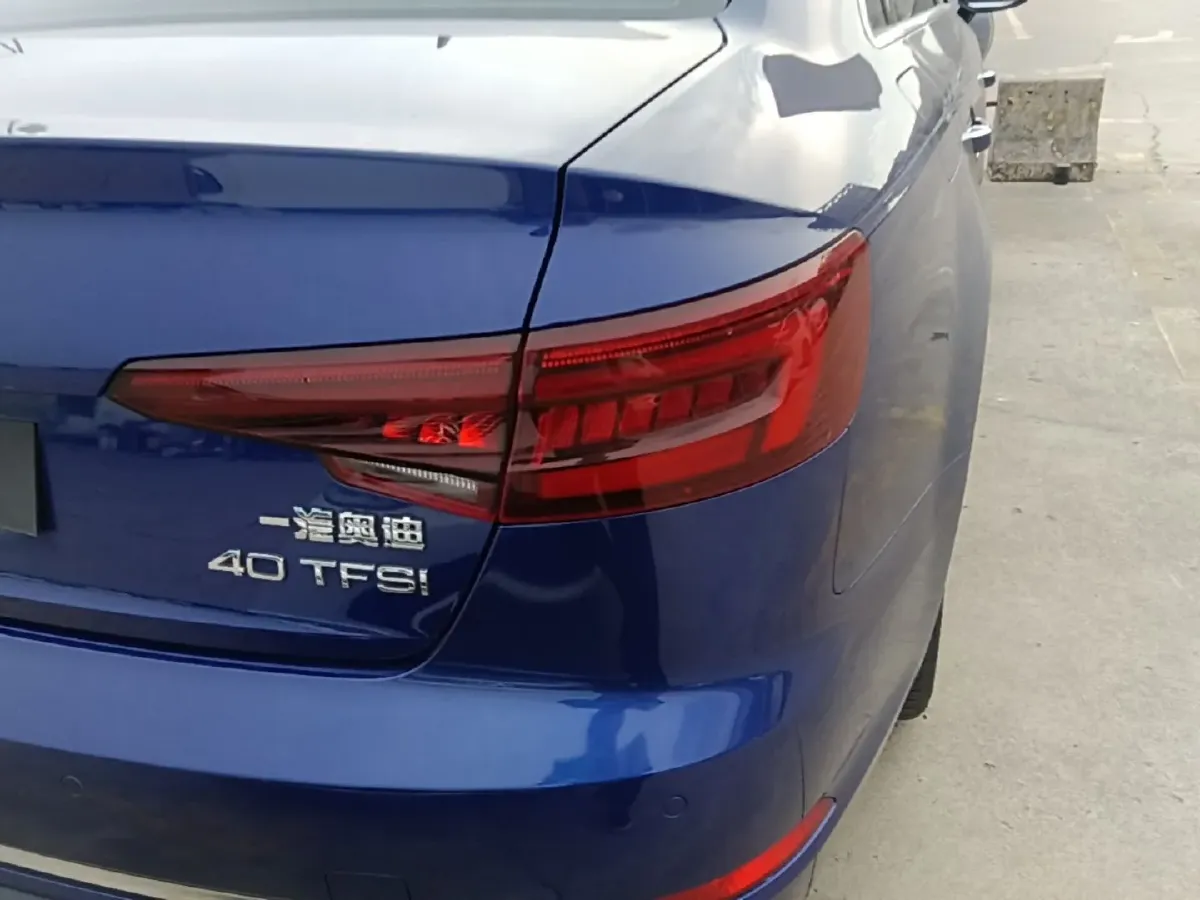 2019 Audi A4L 2.0T 190HP L4 7DCT,autocango,china used car exporter,china ev exporter,chinese used car exporter,chinese used ev exporter