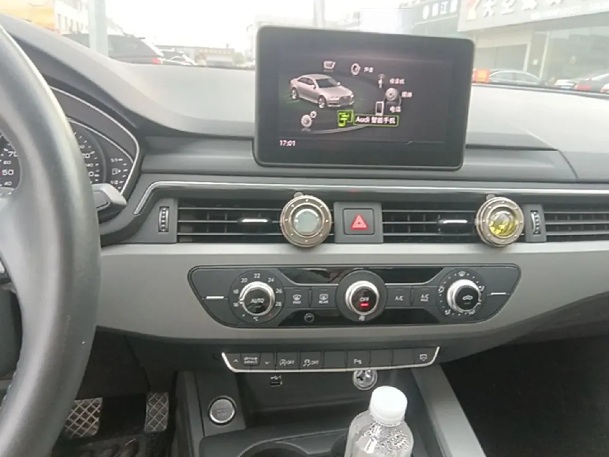 2019 Audi A4L 2.0T 190HP L4 7DCT,autocango,china used car exporter,china ev exporter,chinese used car exporter,chinese used ev exporter