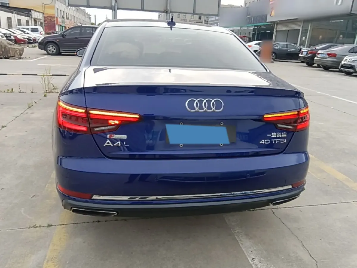 2019 Audi A4L 2.0T 190HP L4 7DCT,autocango,china used car exporter,china ev exporter,chinese used car exporter,chinese used ev exporter
