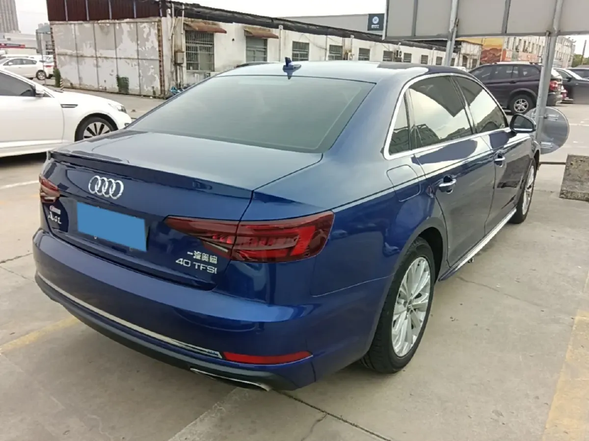 2019 Audi A4L 2.0T 190HP L4 7DCT,autocango,china used car exporter,china ev exporter,chinese used car exporter,chinese used ev exporter