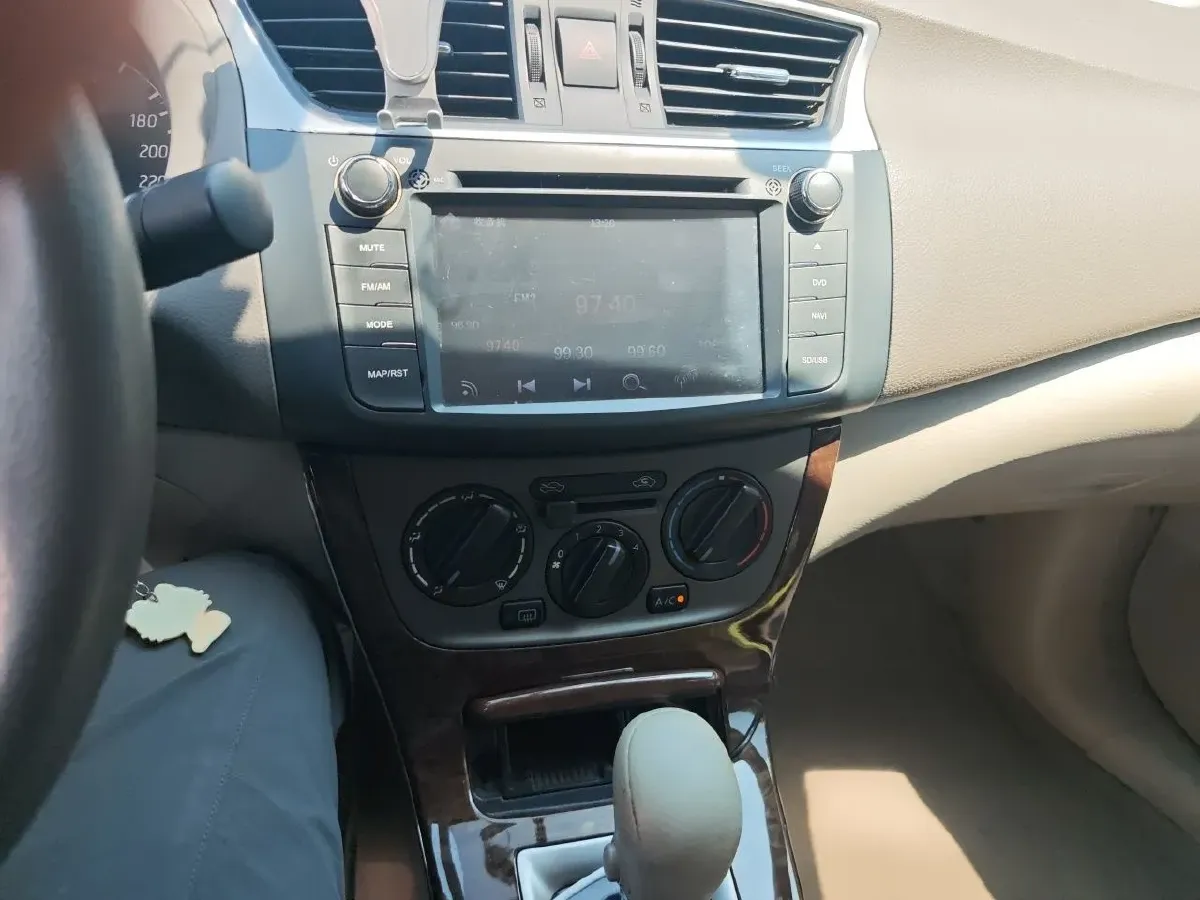 2012 Nissan Sylphy 1.6L 126HP L4 CVT,autocango,china used car exporter,china ev exporter,chinese used car exporter,chinese used ev exporter