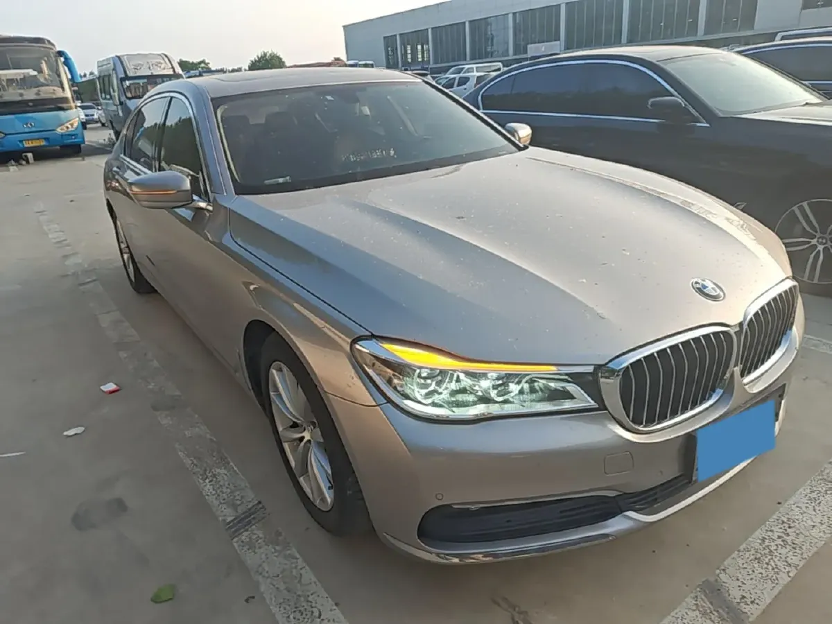 2016 BMW 7 Series 2.0T 258HP L4 8AT,autocango,china used car exporter,china ev exporter,chinese used car exporter,chinese used ev exporter