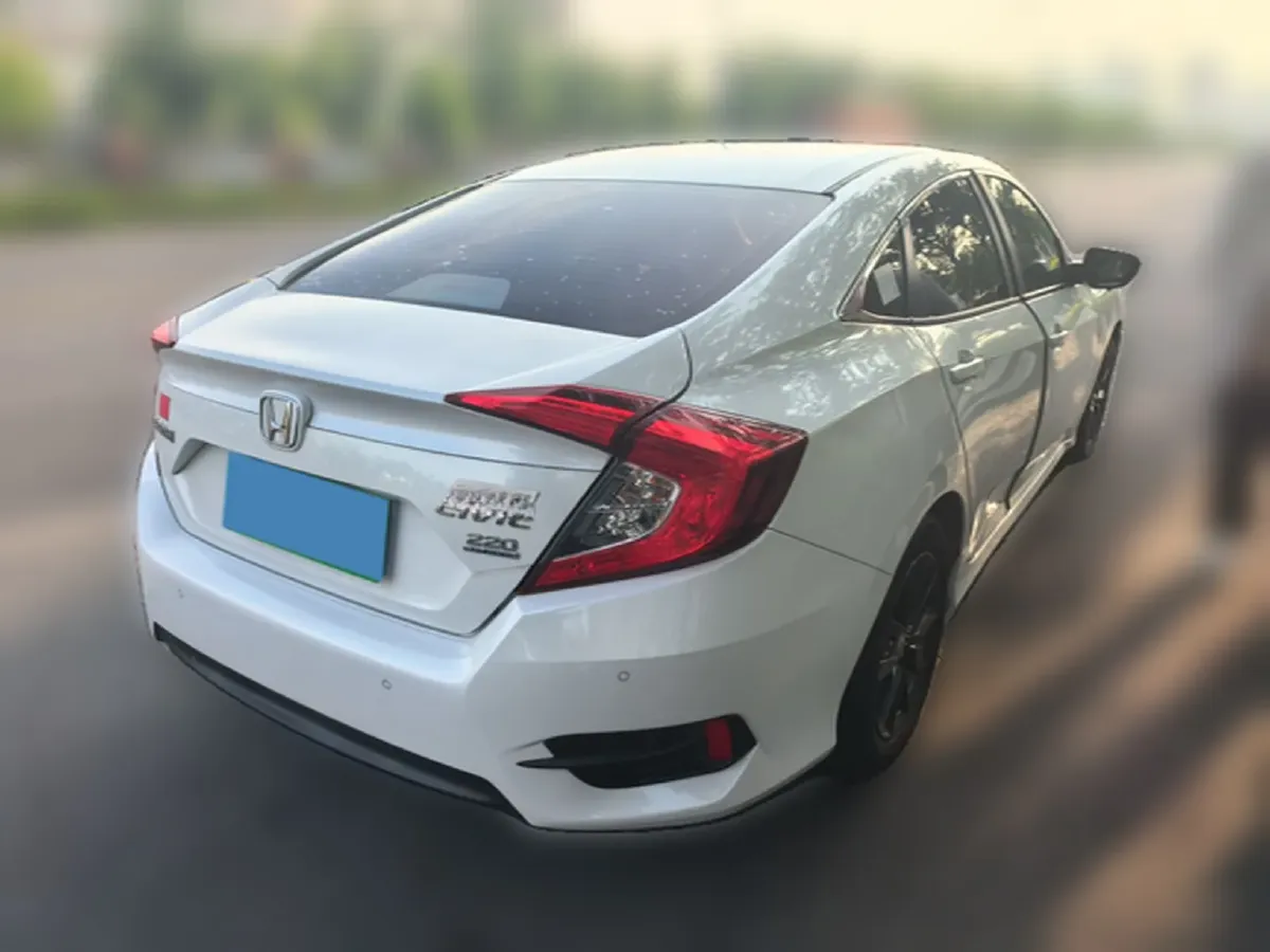 2019 Honda Civic 1.5T 177HP L4 6MT,autocango,china used car exporter,china ev exporter,chinese used car exporter,chinese used ev exporter