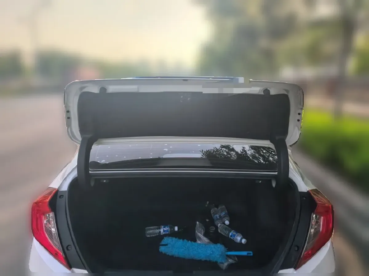 2019 Honda Civic 1.5T 177HP L4 6MT,autocango,china used car exporter,china ev exporter,chinese used car exporter,chinese used ev exporter