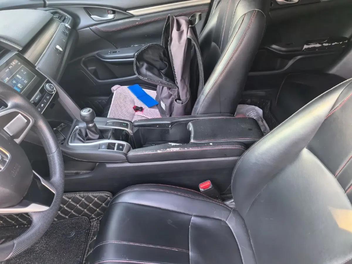 2019 Honda Civic 1.5T 177HP L4 6MT,autocango,china used car exporter,china ev exporter,chinese used car exporter,chinese used ev exporter