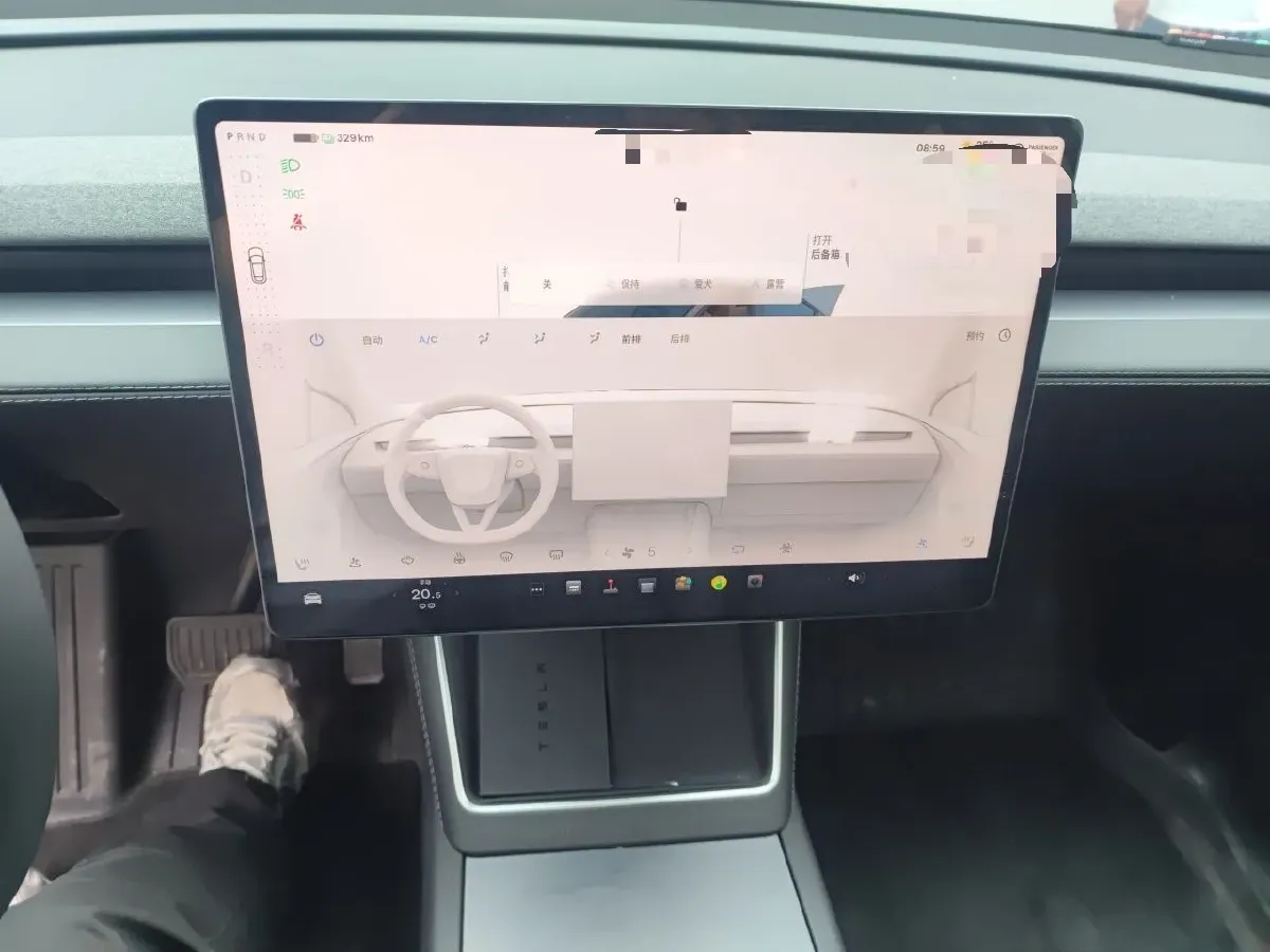 2025 Tesla Model Y BEV 62.5KWH,autocango,china used car exporter,china ev exporter,chinese used car exporter,chinese used ev exporter