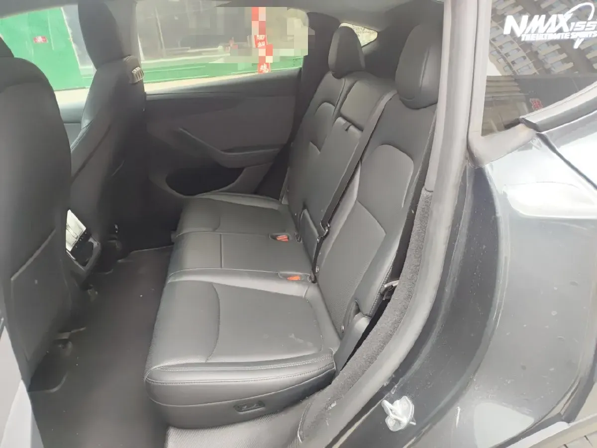 2025 Tesla Model Y BEV 62.5KWH,autocango,china used car exporter,china ev exporter,chinese used car exporter,chinese used ev exporter
