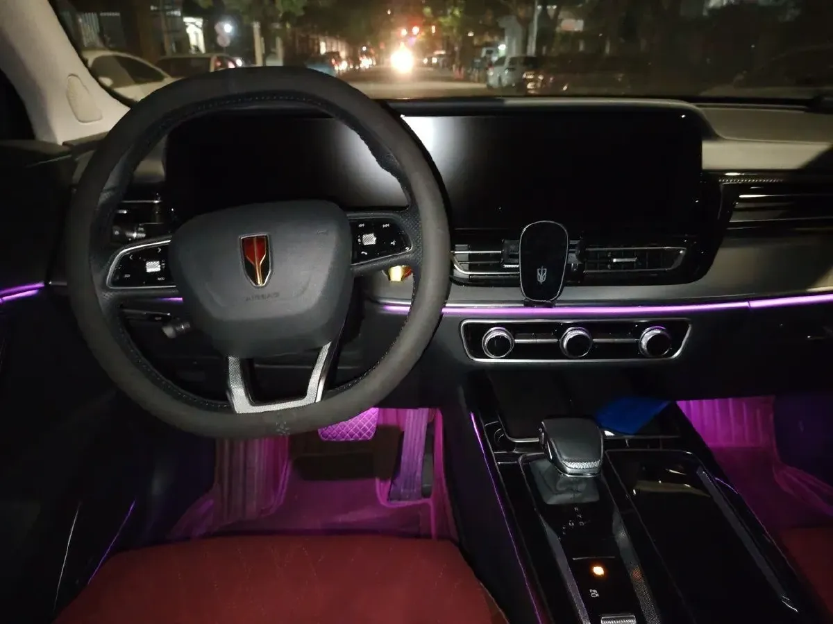 2023 HongQi HS5 2.0T 252HP L4 8AT,autocango,china used car exporter,china ev exporter,chinese used car exporter,chinese used ev exporter