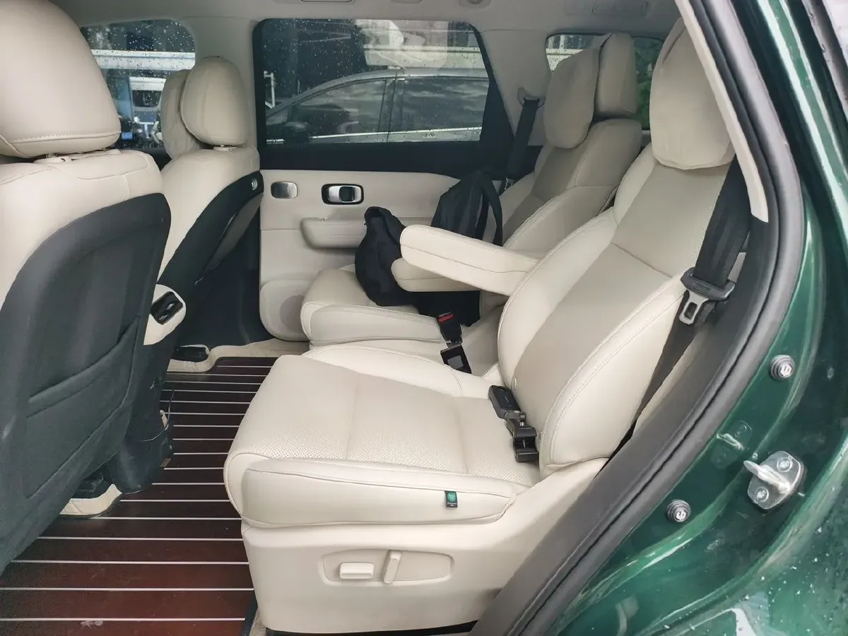 2024 Leapmotor C16 1.5L 95HP L4 REEV 28.4KWH,autocango,china used car exporter,china ev exporter,chinese used car exporter,chinese used ev exporter