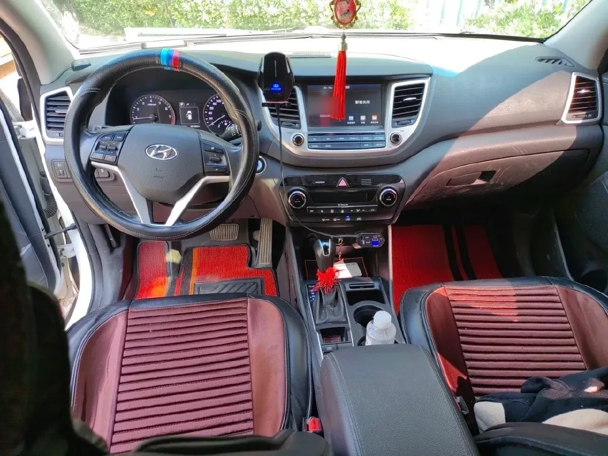 2015 Hyundai ix35 2.0L 160HP L4 6AT,autocango,china used car exporter,china ev exporter,chinese used car exporter,chinese used ev exporter