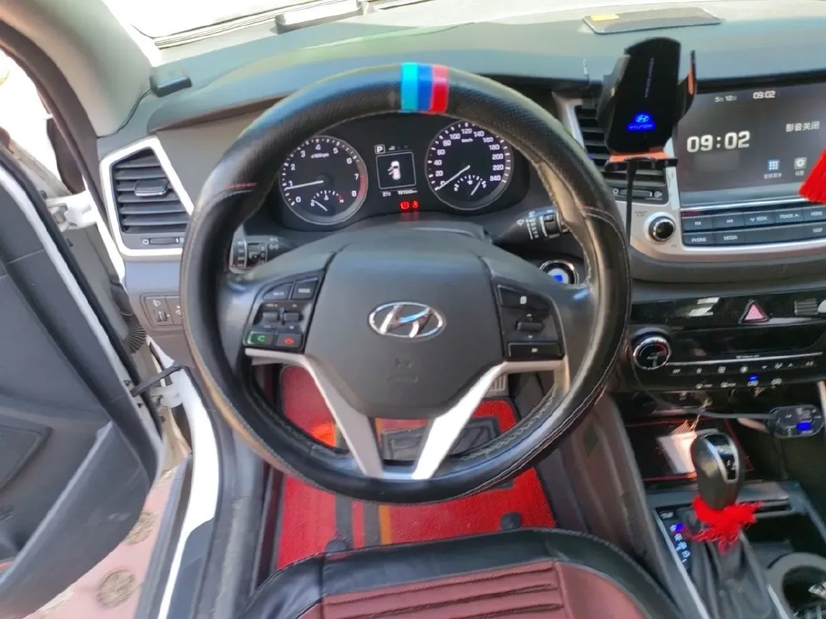2015 Hyundai ix35 2.0L 160HP L4 6AT,autocango,china used car exporter,china ev exporter,chinese used car exporter,chinese used ev exporter