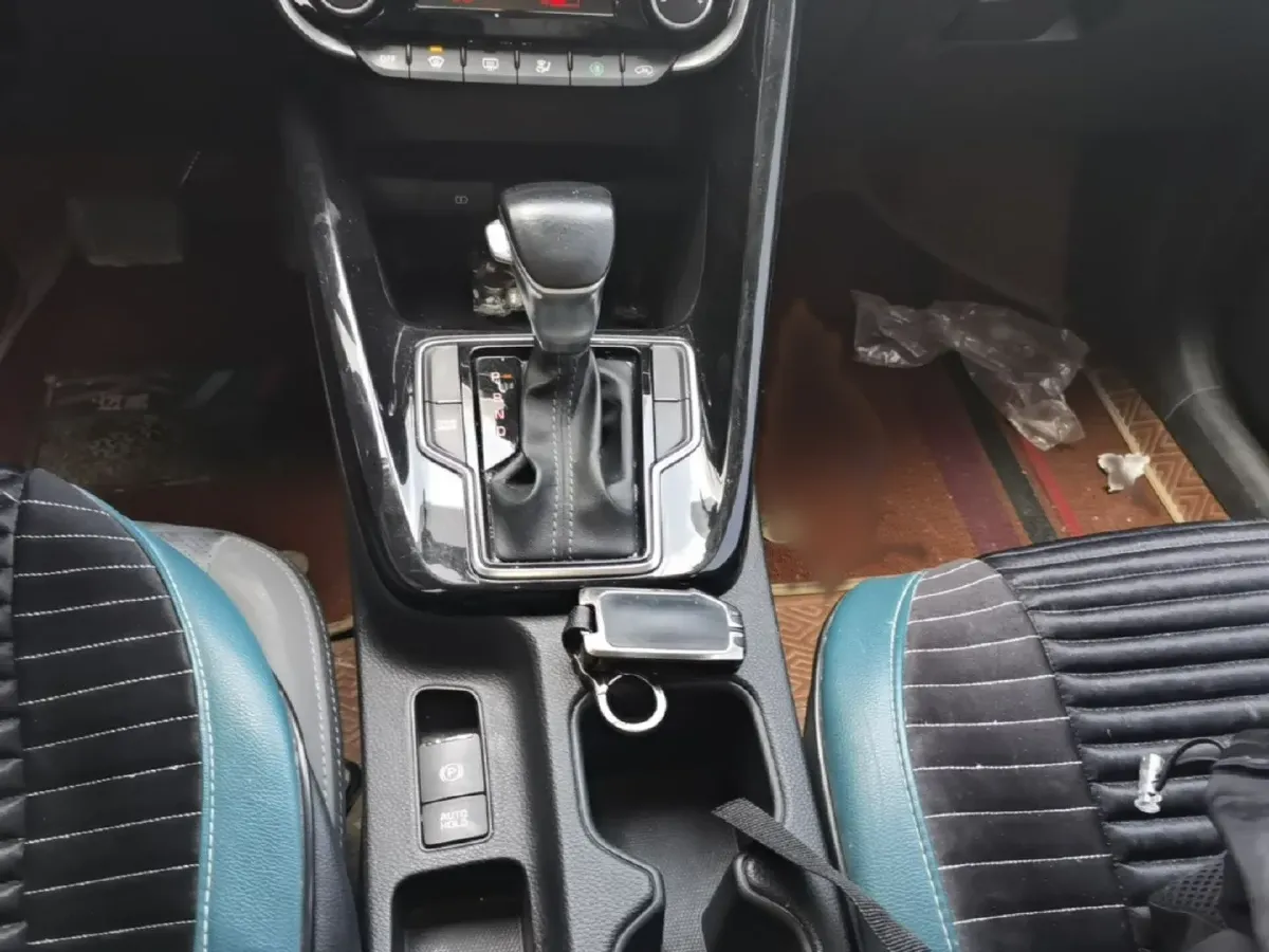 2019 Kia Sportage R 2.0L 160HP L4 6AT,autocango,china used car exporter,china ev exporter,chinese used car exporter,chinese used ev exporter