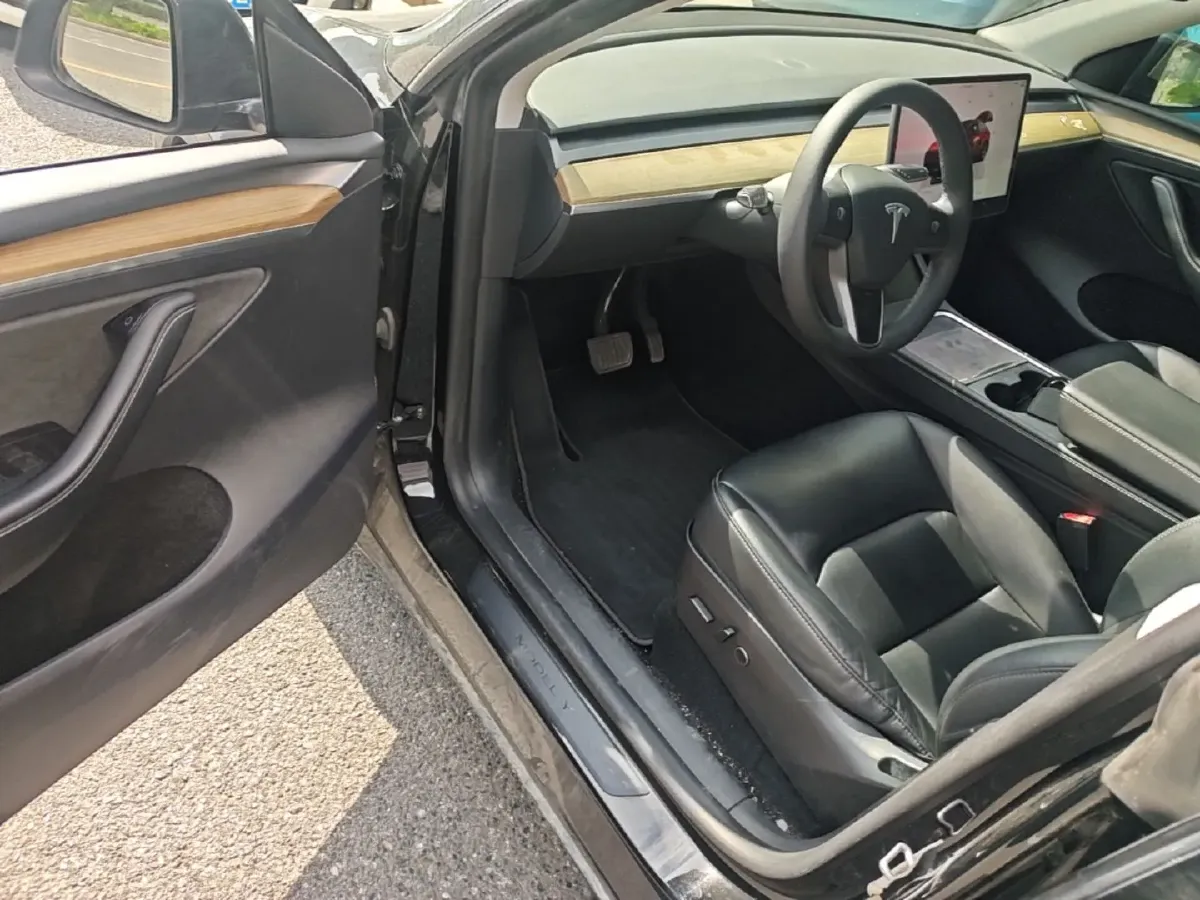 2022 Tesla Model Y BEV 60KWH,autocango,china used car exporter,china ev exporter,chinese used car exporter,chinese used ev exporter