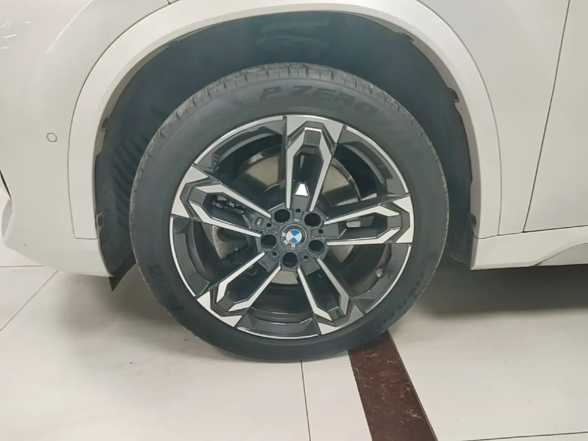 2023 BMW X1 2.0T 204HP L4 7DCT,autocango,china used car exporter,china ev exporter,chinese used car exporter,chinese used ev exporter