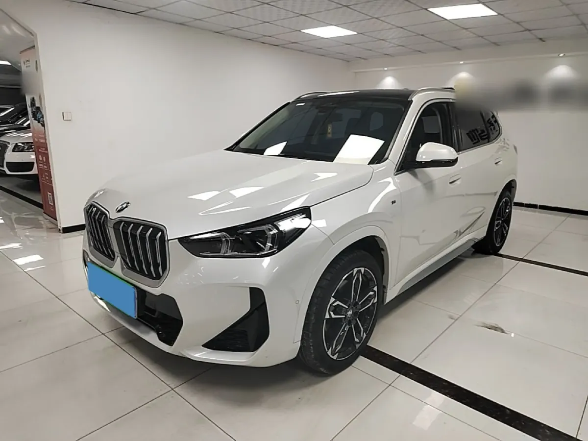 2023 BMW X1 2.0T 204HP L4 7DCT,autocango,china used car exporter,china ev exporter,chinese used car exporter,chinese used ev exporter