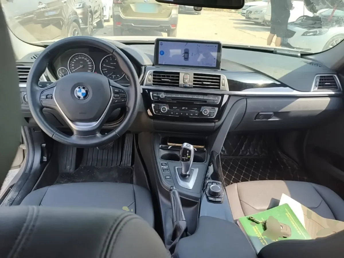 2017 BMW 3 Series 2.0T 184HP L4 8AT,autocango,china used car exporter,china ev exporter,chinese used car exporter,chinese used ev exporter