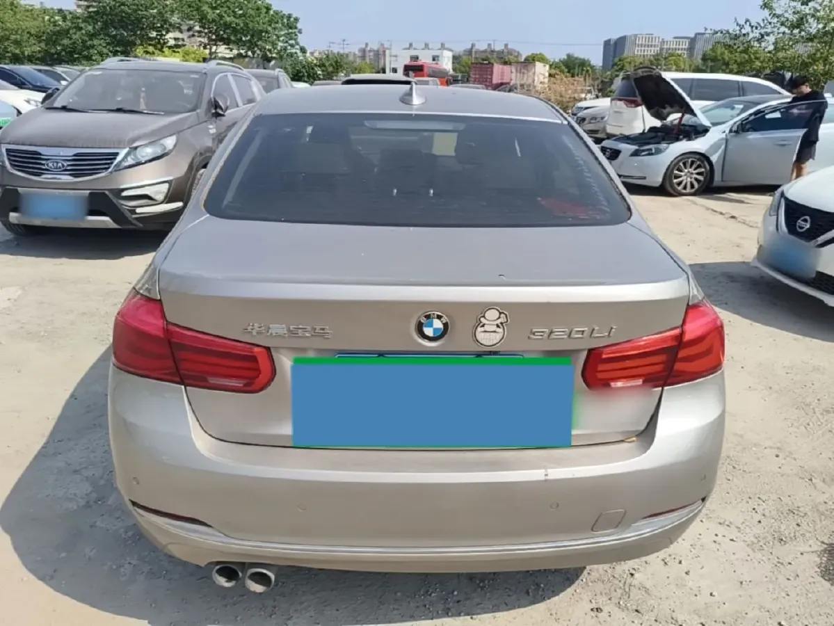 2017 BMW 3 Series 2.0T 184HP L4 8AT,autocango,china used car exporter,china ev exporter,chinese used car exporter,chinese used ev exporter
