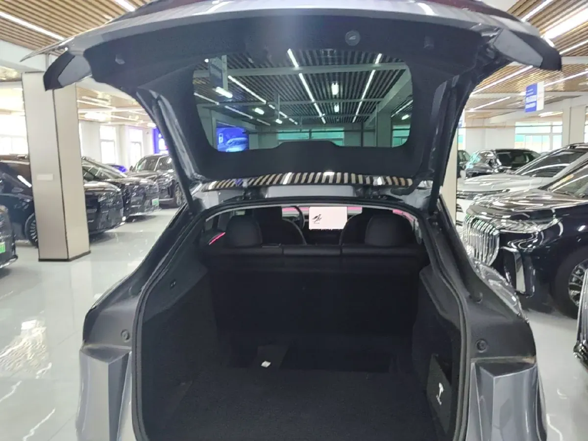2025 Tesla Model Y BEV 78.4KWH,autocango,china used car exporter,china ev exporter,chinese used car exporter,chinese used ev exporter