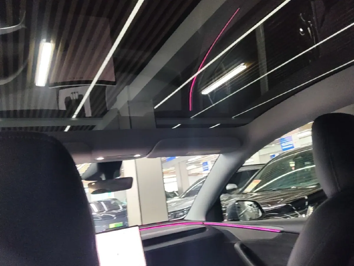 2025 Tesla Model Y BEV 78.4KWH,autocango,china used car exporter,china ev exporter,chinese used car exporter,chinese used ev exporter