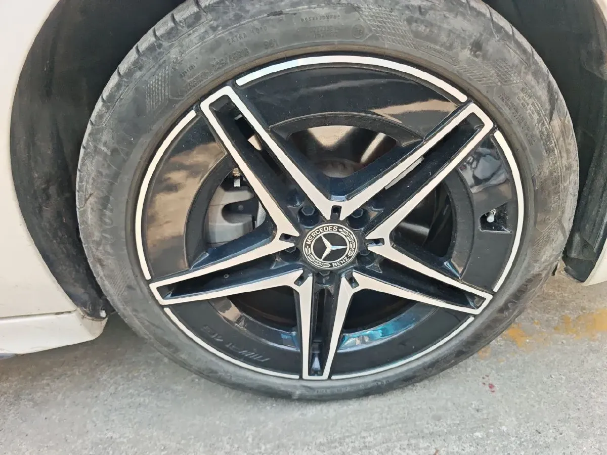 2024 Mercedes-Benz C Class 1.5T 204HP L4 9AT,autocango,china used car exporter,china ev exporter,chinese used car exporter,chinese used ev exporter