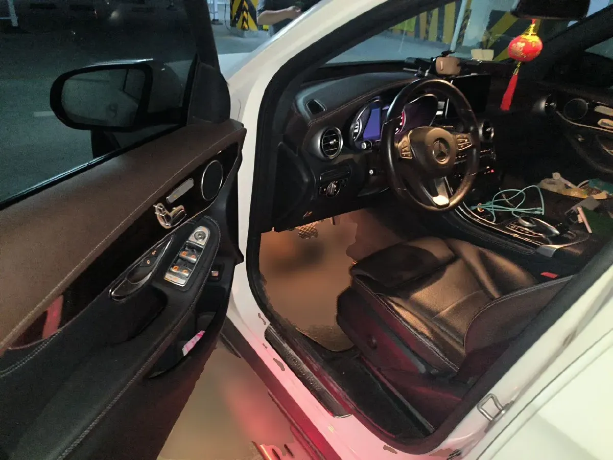 2016 Mercedes-Benz GLC Class 2.0T 211HP L4 9AT,autocango,china used car exporter,china ev exporter,chinese used car exporter,chinese used ev exporter