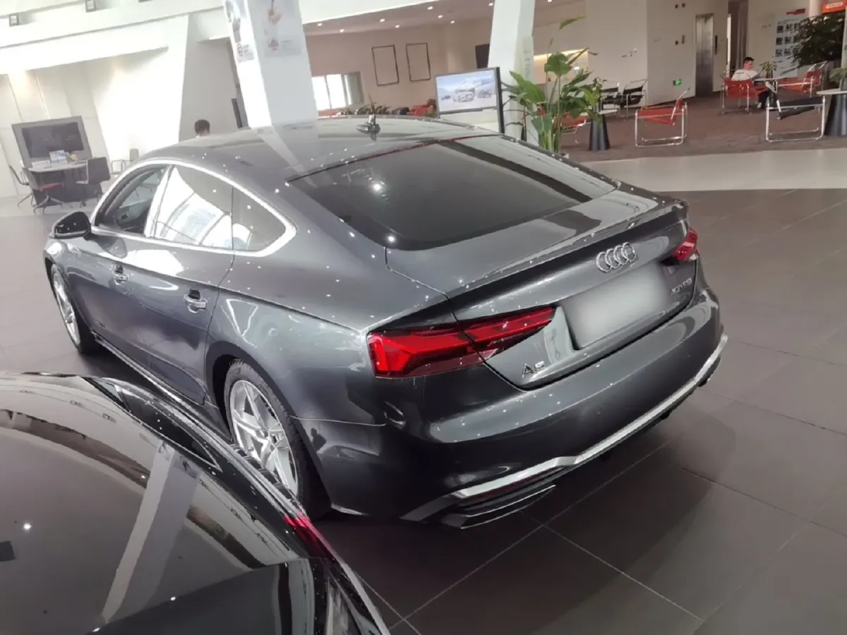 2023 BMW 4 Series 2.0T 184HP L4 8AT,autocango,china used car exporter,china ev exporter,chinese used car exporter,chinese used ev exporter