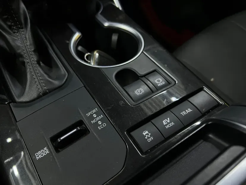 2023 Toyota Crown Kluger 2.5L 189HP L4 E-CVT Hybrid,autocango,china used car exporter,china ev exporter,chinese used car exporter,chinese used ev exporter