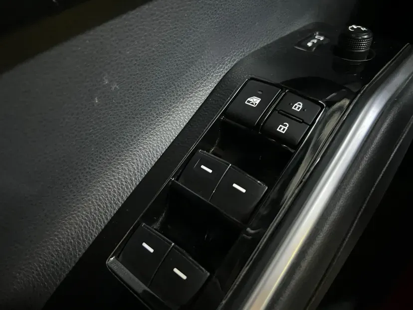 2023 Toyota Crown Kluger 2.5L 189HP L4 E-CVT Hybrid,autocango,china used car exporter,china ev exporter,chinese used car exporter,chinese used ev exporter