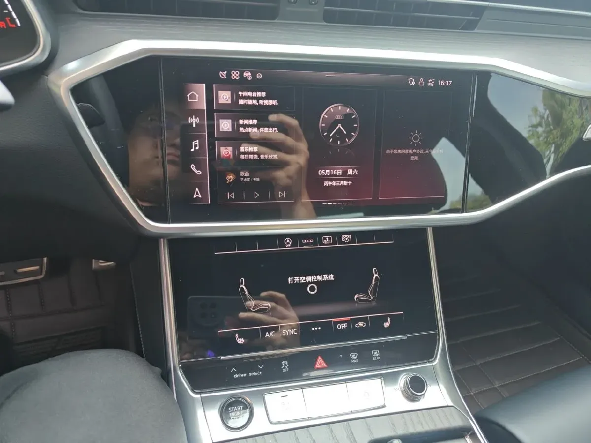 2025 Audi A6L 2.0T 245HP L4 7DCT,autocango,china used car exporter,china ev exporter,chinese used car exporter,chinese used ev exporter