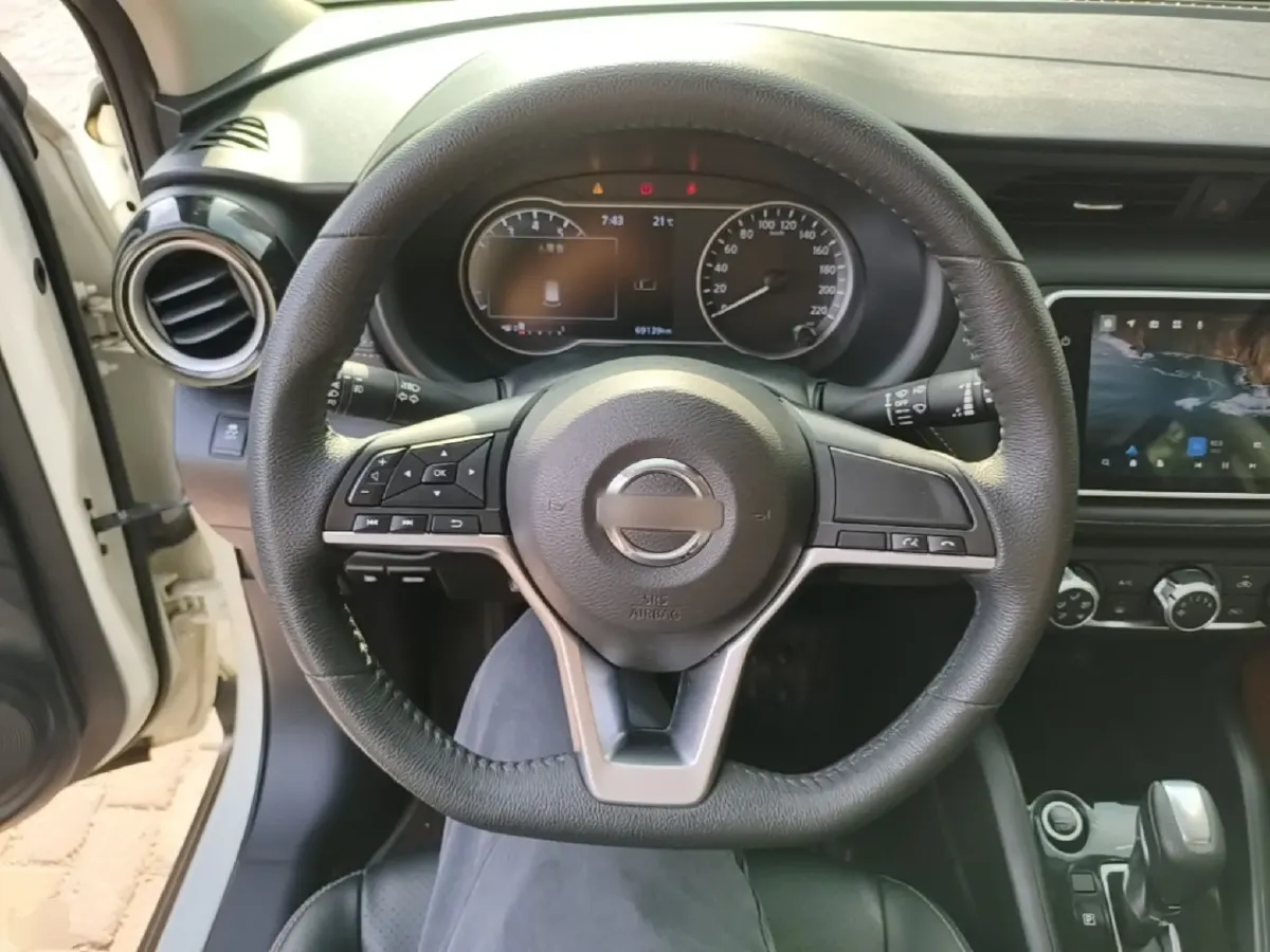 2021 Nissan Kicks 1.5L 122HP L4 CVT,autocango,china used car exporter,china ev exporter,chinese used car exporter,chinese used ev exporter