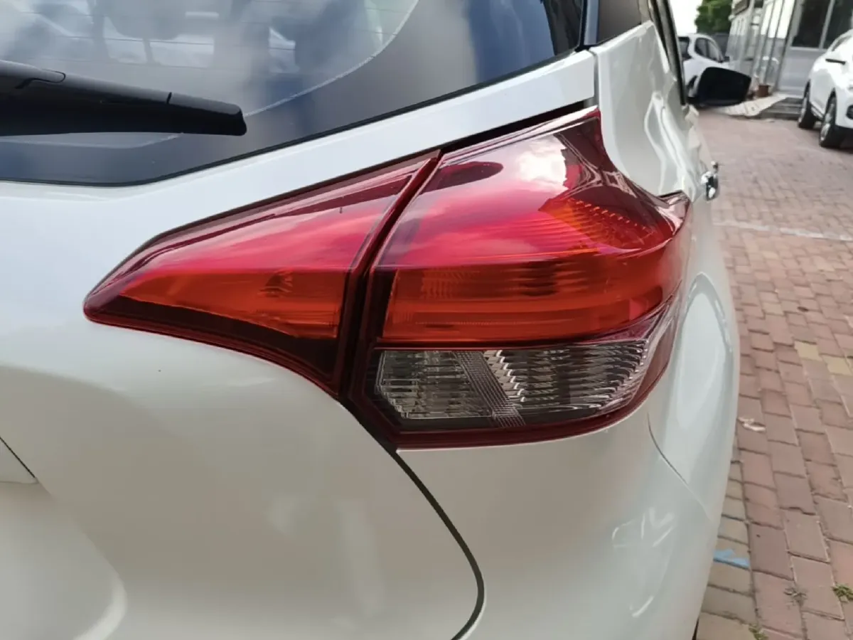 2021 Nissan Kicks 1.5L 122HP L4 CVT,autocango,china used car exporter,china ev exporter,chinese used car exporter,chinese used ev exporter