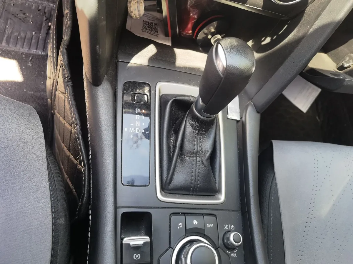 2021 Mazda CX-4 2.0L 158HP L4 6AT,autocango,china used car exporter,china ev exporter,chinese used car exporter,chinese used ev exporter